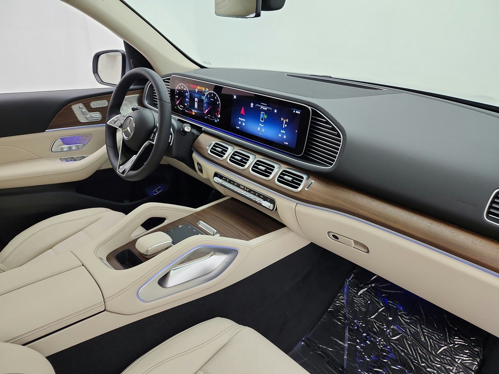 New 2026 Cirrus Silver Metallic Mercedes-Benz GLE 450 4MATIC® SUV image 15