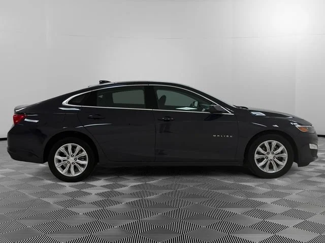Certified Used 2025 Night Shade Metallic Chevrolet 1LT image 6