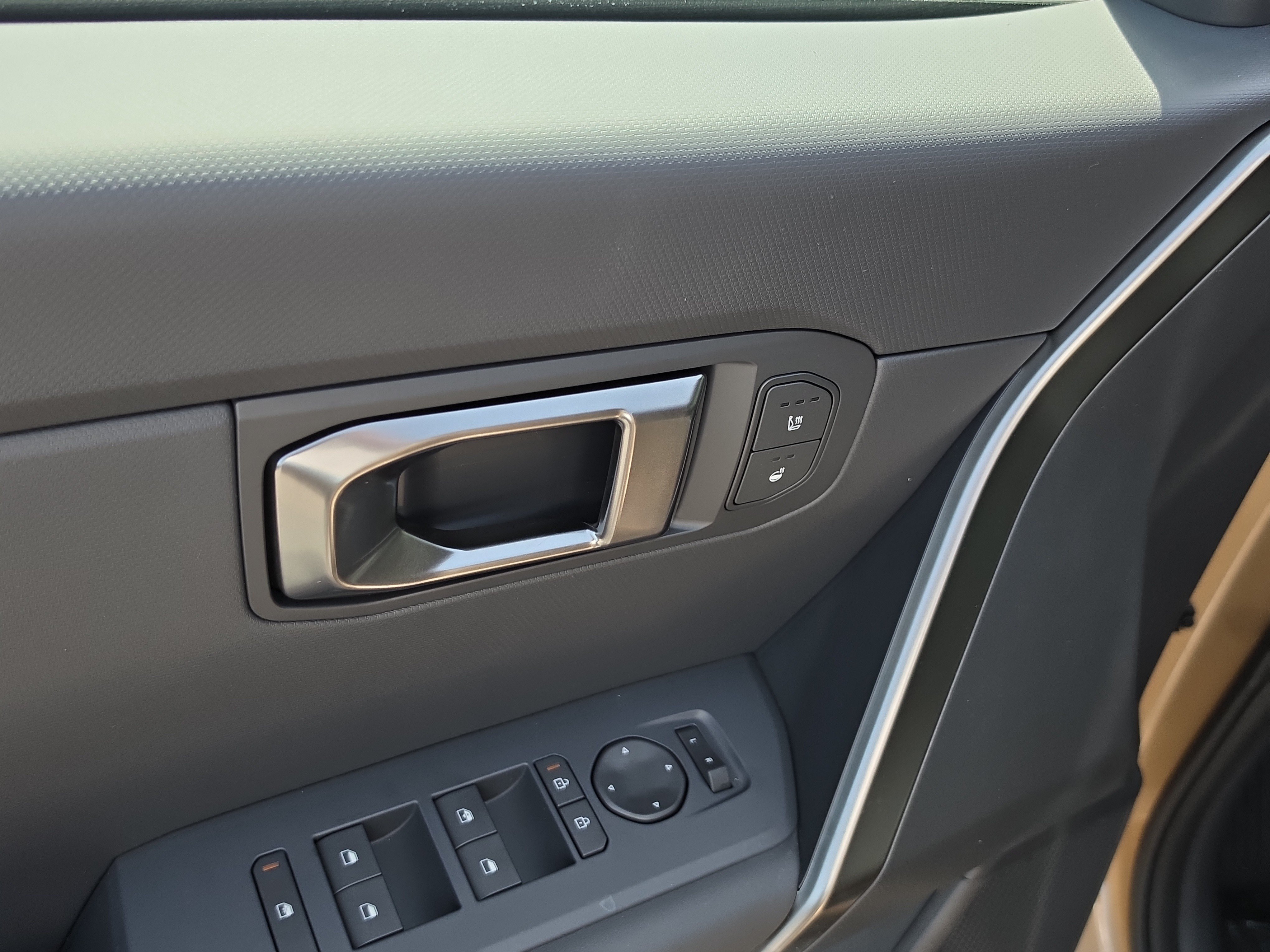 New 2027 Terrain Brown Kia X-Line S image 19