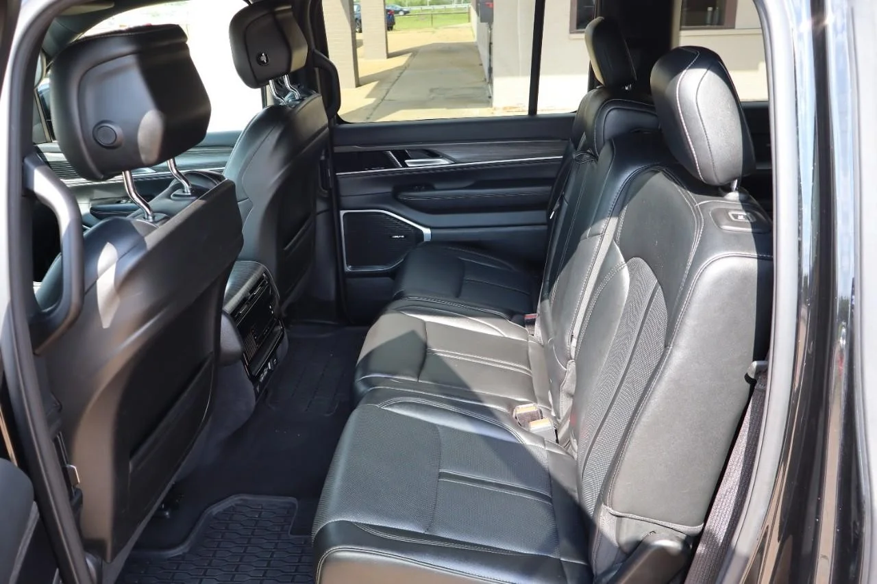 Used 2024 Diamond Black Crystal Pearl Coat Jeep Series II image 18