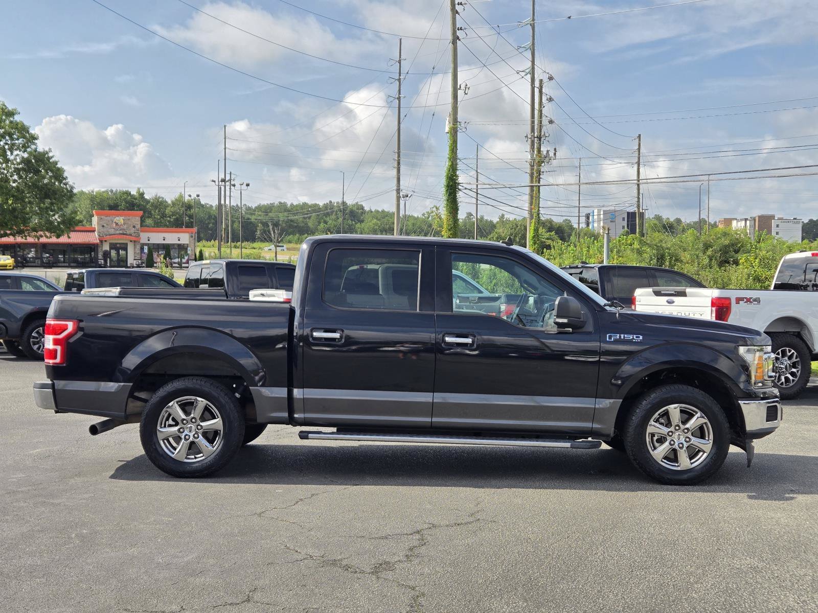 Used 2020 Black Ford XLT image 7