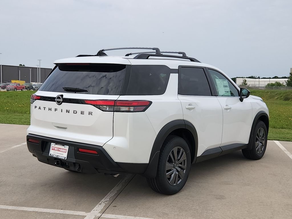 New 2026 Everest White Pearl TriCoat Nissan SV image 6