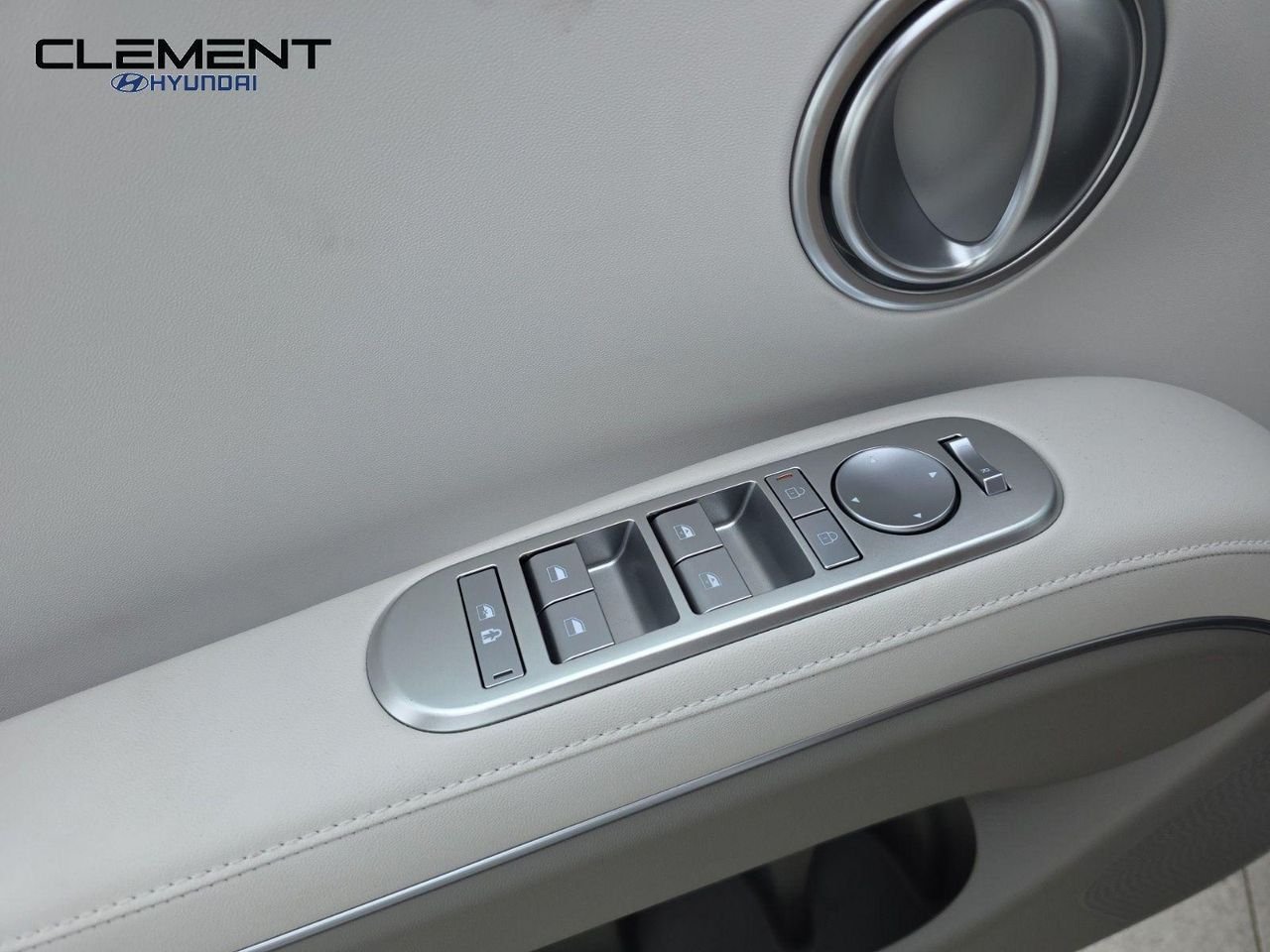 New 2026 White Hyundai SEL AWD image 24