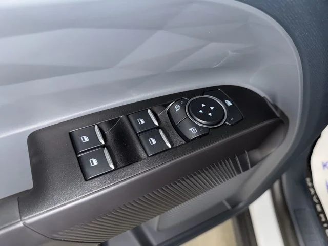 2025 Ford Maverick XLT - Photo 12
