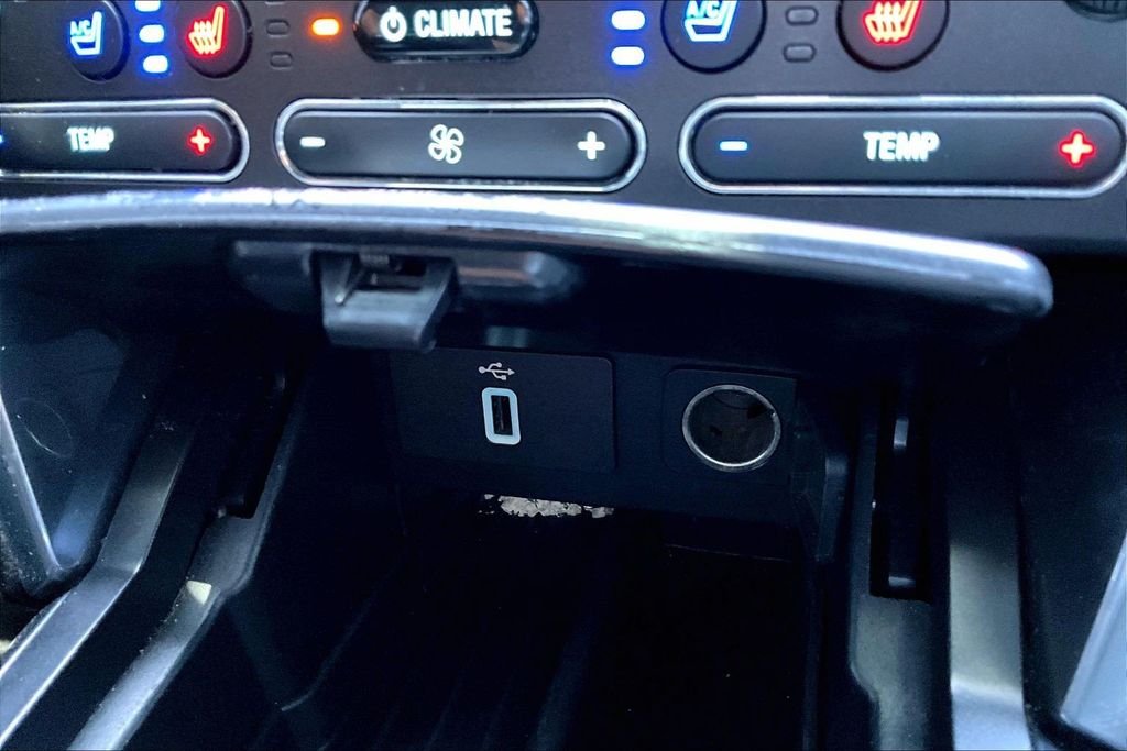 Used 2017 Gray Ford Limited image 26