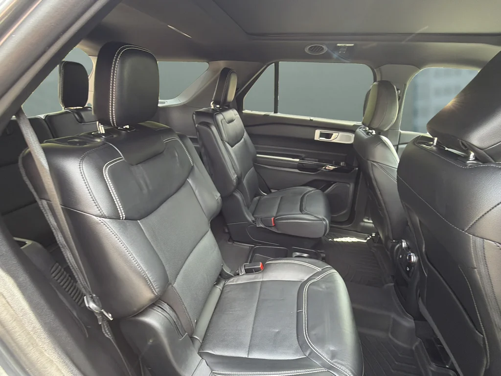 Used 2021 Gray Metallic Ford ST image 17