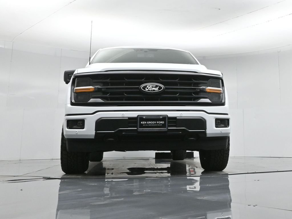 New 2026 Oxford White Ford XLT image 46