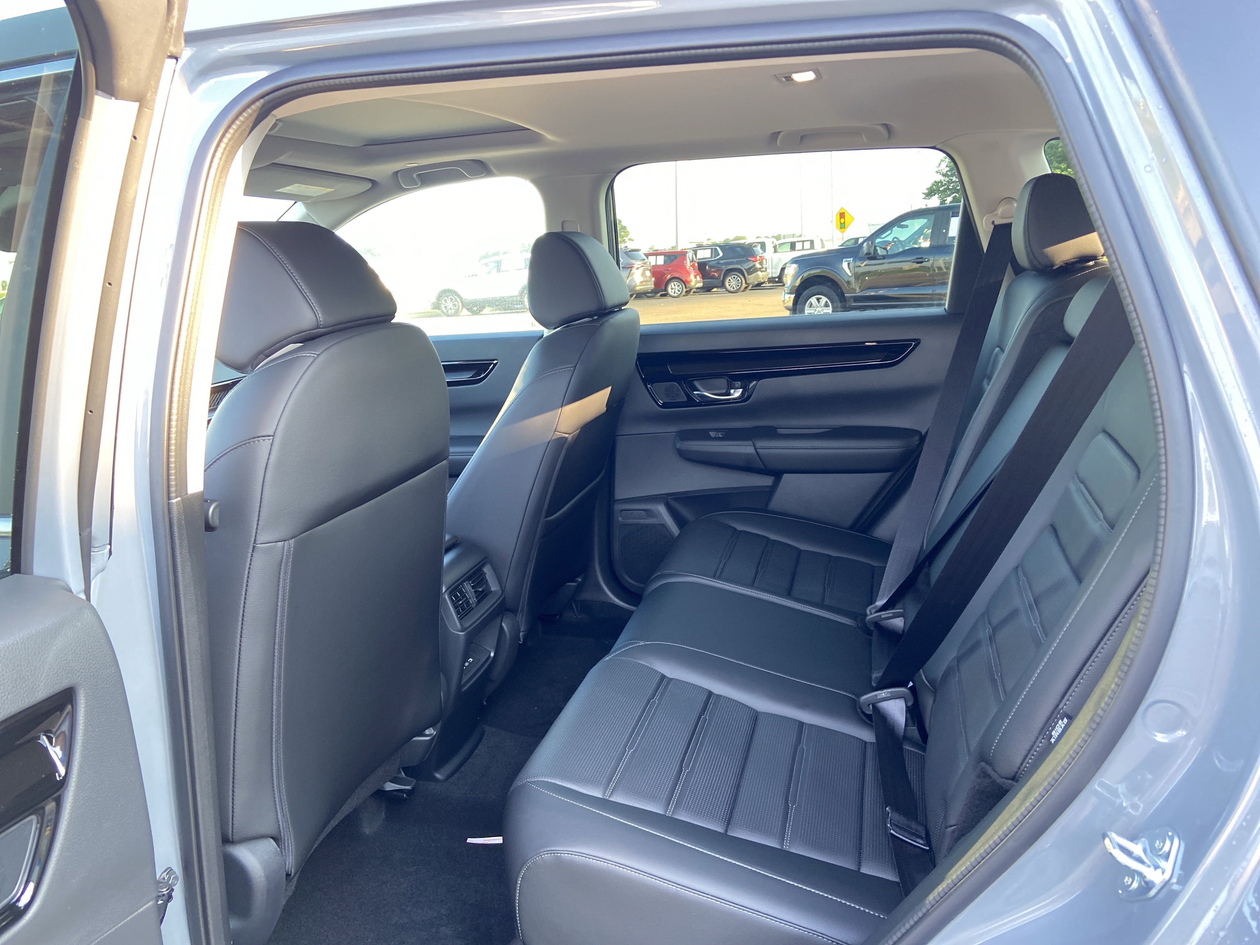 New 2026 Urban Gray Pearl Honda EX-L image 45
