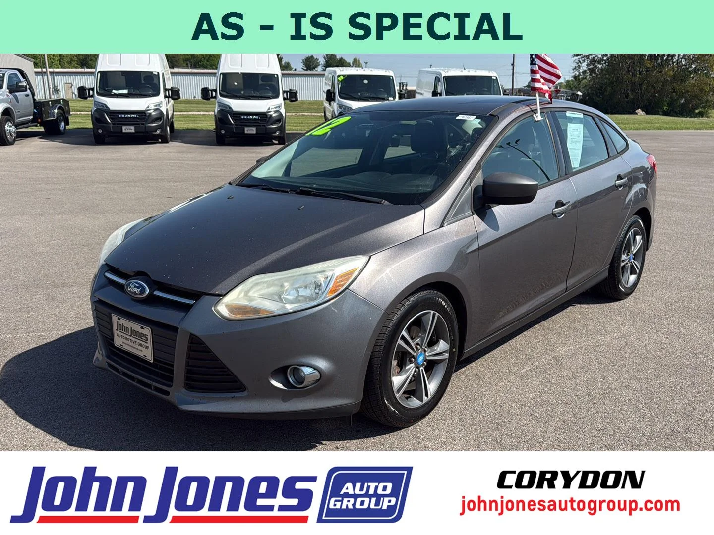 2012 Ford Focus Sedan SE's photo