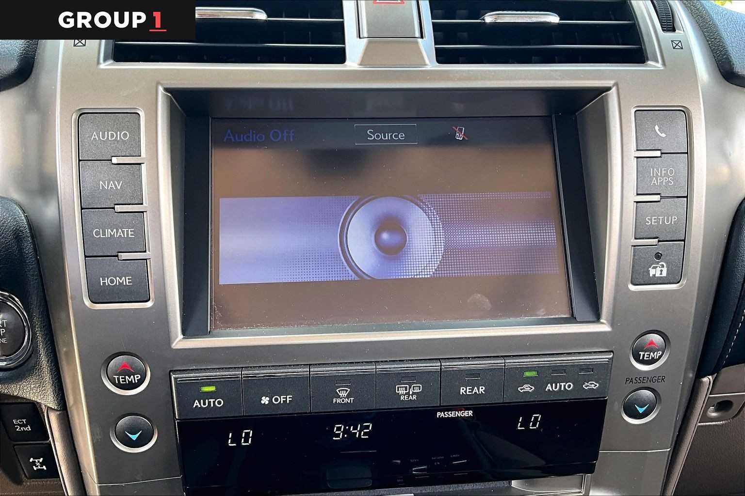 Used 2020 Starfire Pearl Lexus Premium image 31