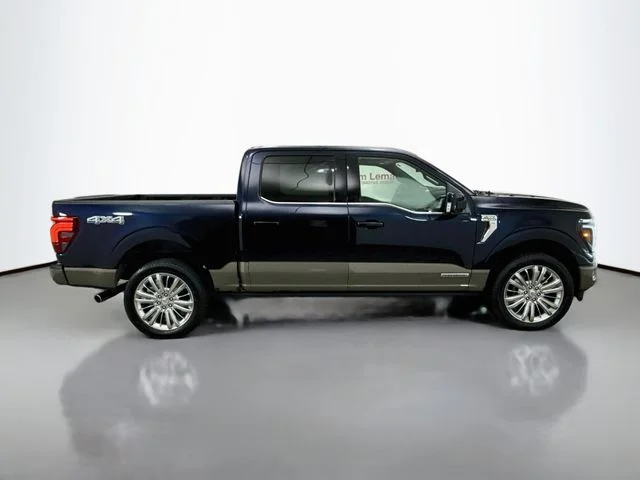 Used 2025 Blue Metallic Ford King Ranch image 8