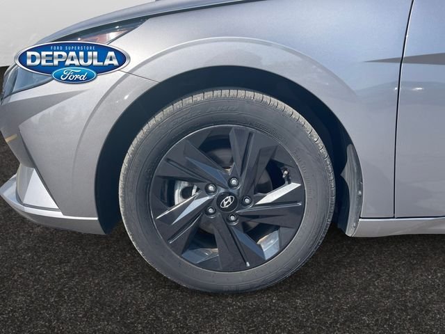 Used 2023  Hyundai Blue image 18