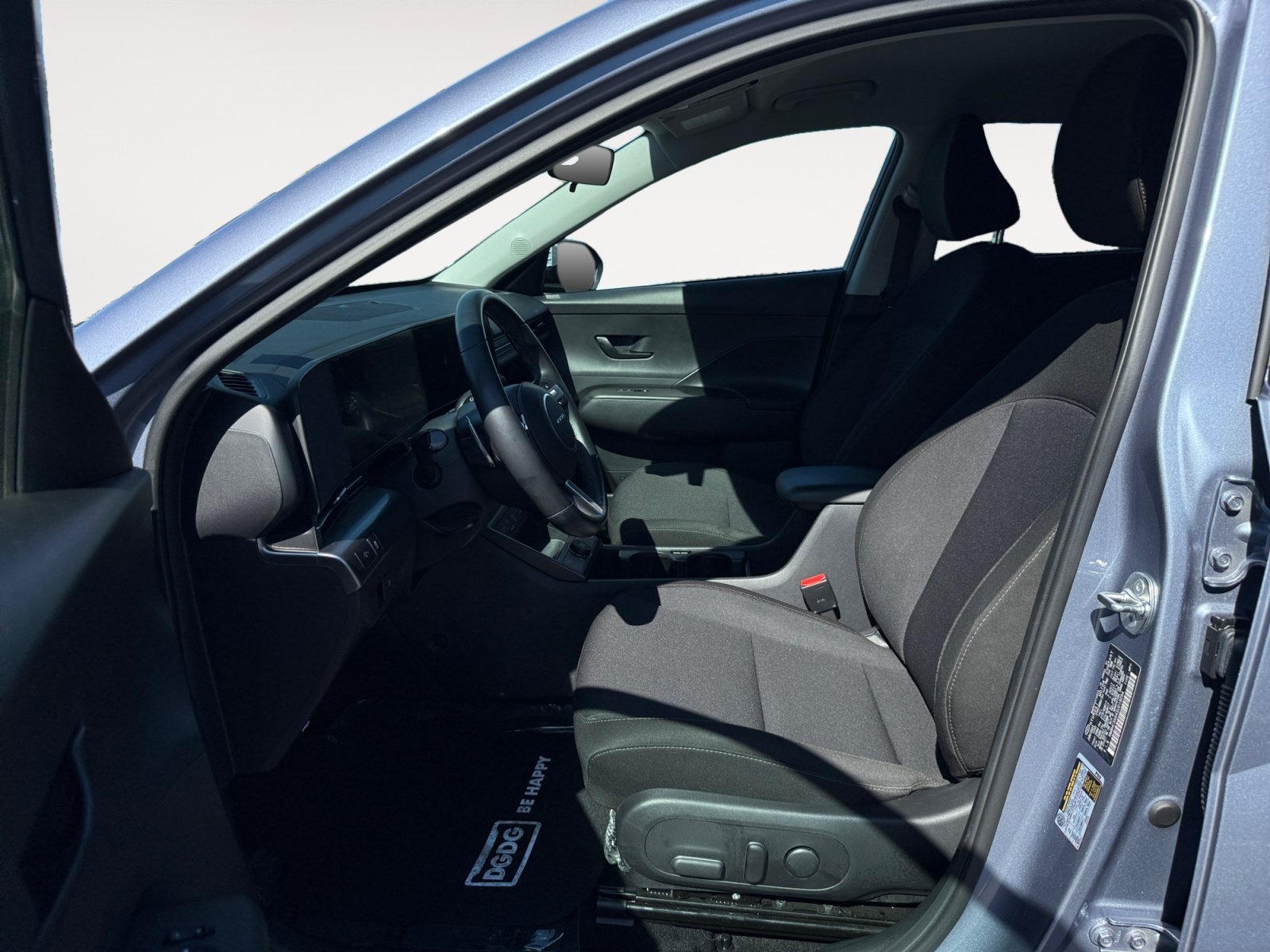 Certified Used 2025 Blue Pearl Hyundai SEL image 10