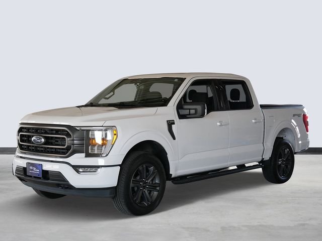 Certified Used 2023 Oxford White Ford XLT image 1