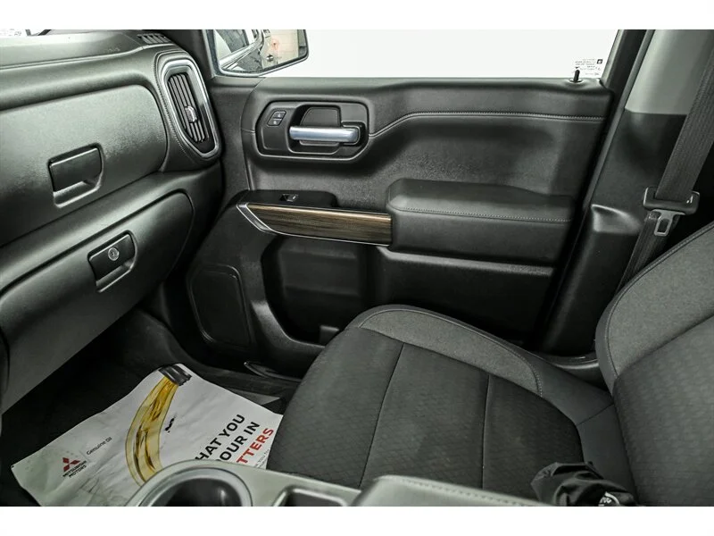 Used 2019 Black Chevrolet LT image 26