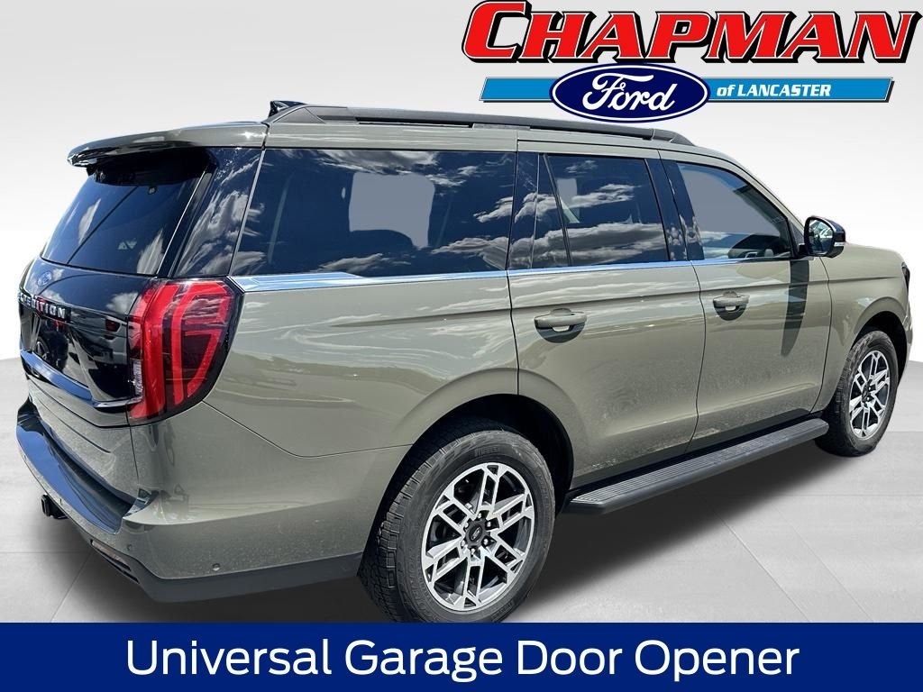 Used 2025 Green Ford Active image 3