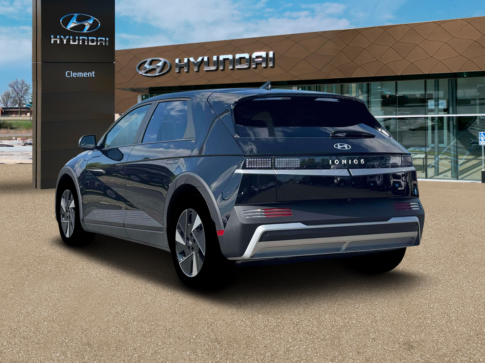 New 2026 Black Hyundai SEL image 5