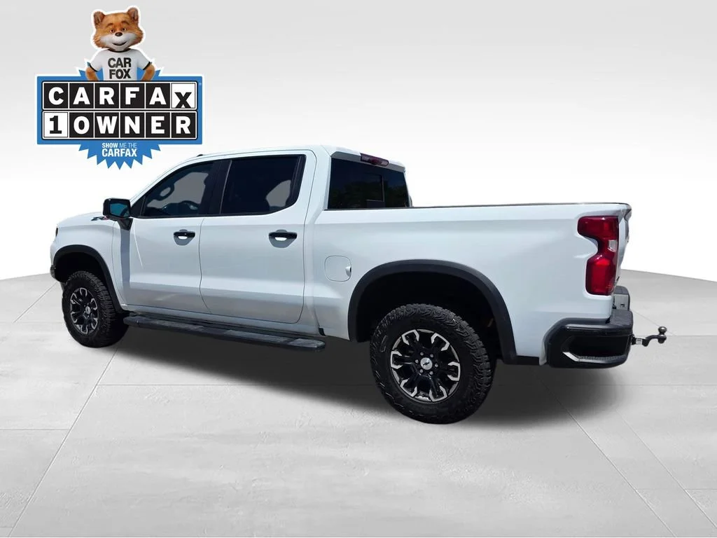 Used 2025 Summit White Chevrolet ZR2 image 5