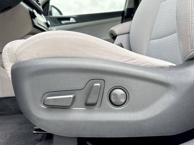 Used 2020 White Hyundai Sport image 12