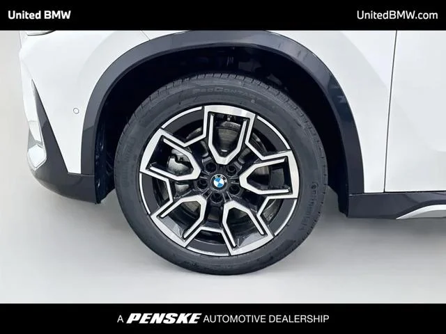 New 2026 Mineral White Metallic BMW X1 image 2