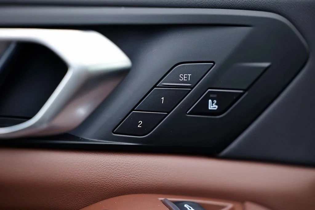 New 2026 Skyscraper Grey Metallic BMW xDrive40i image 17