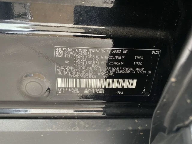 2025 Toyota RAV4 XLE - Photo 36