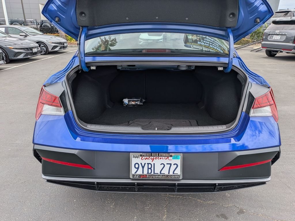 2026 Hyundai Elantra Limited - Photo 33