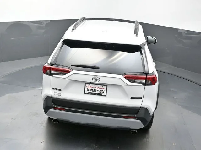 Used 2022 White Toyota Adventure image 49