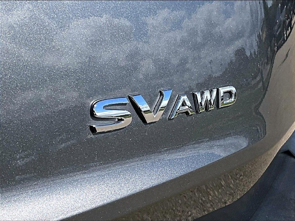 Used 2023 Gray Nissan SV image 28