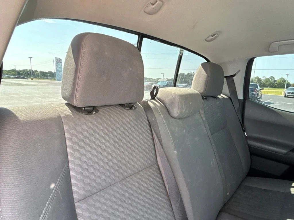 Used 2022 White Toyota SR5 image 25