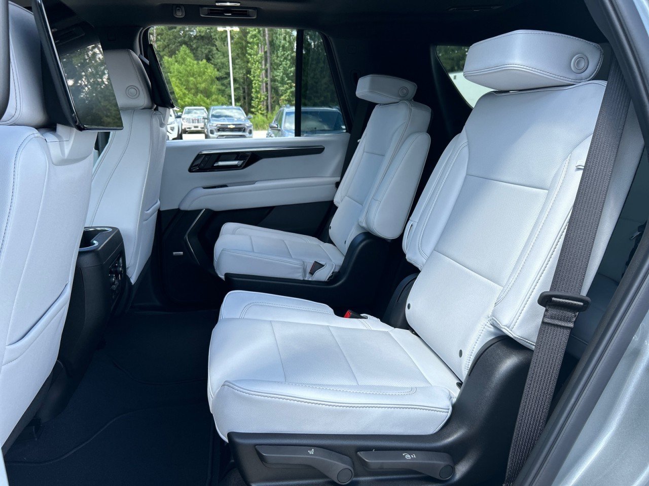 New 2026 Sterling Gray Metallic Chevrolet Premier image 17