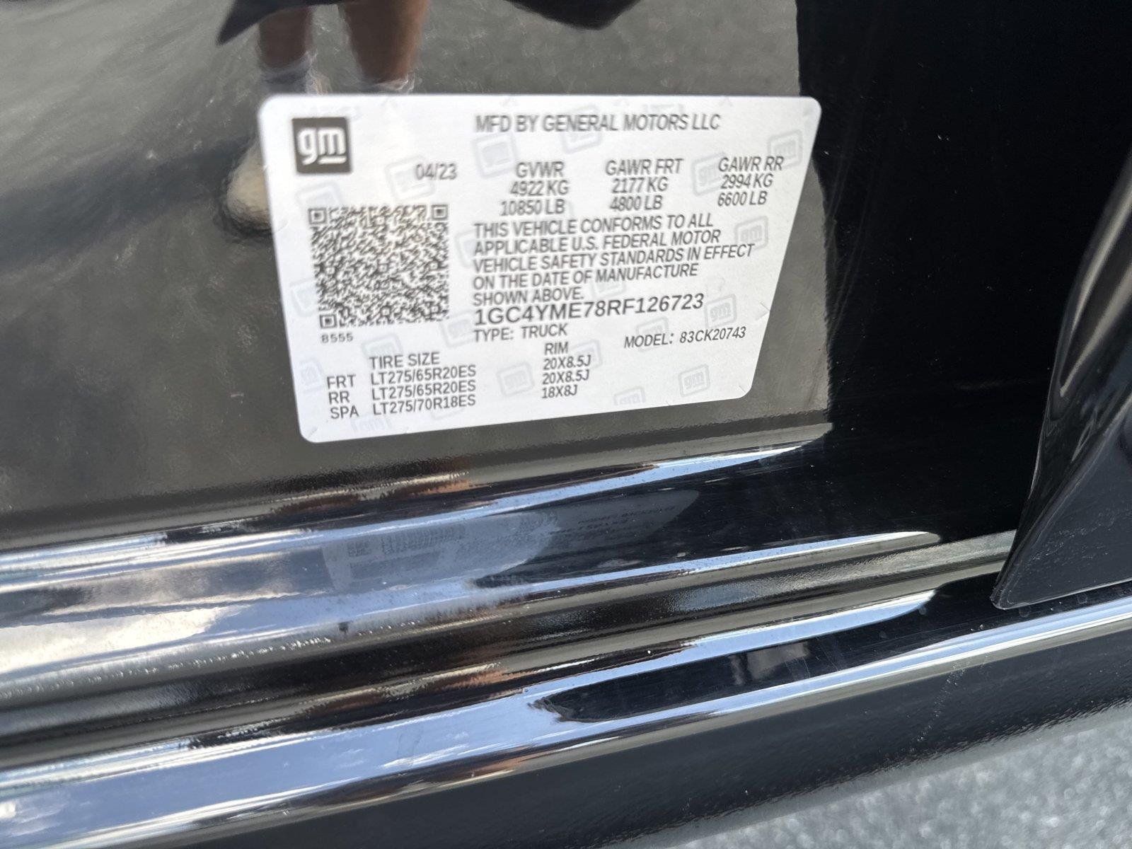 Used 2024 Black Chevrolet Custom image 38