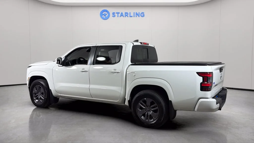 Used 2025 White Nissan Crew Cab SV 4x2 image 4