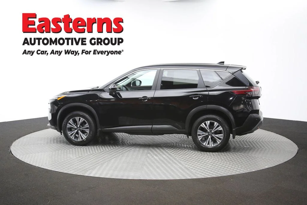 Used 2023 Black Nissan SV image 60