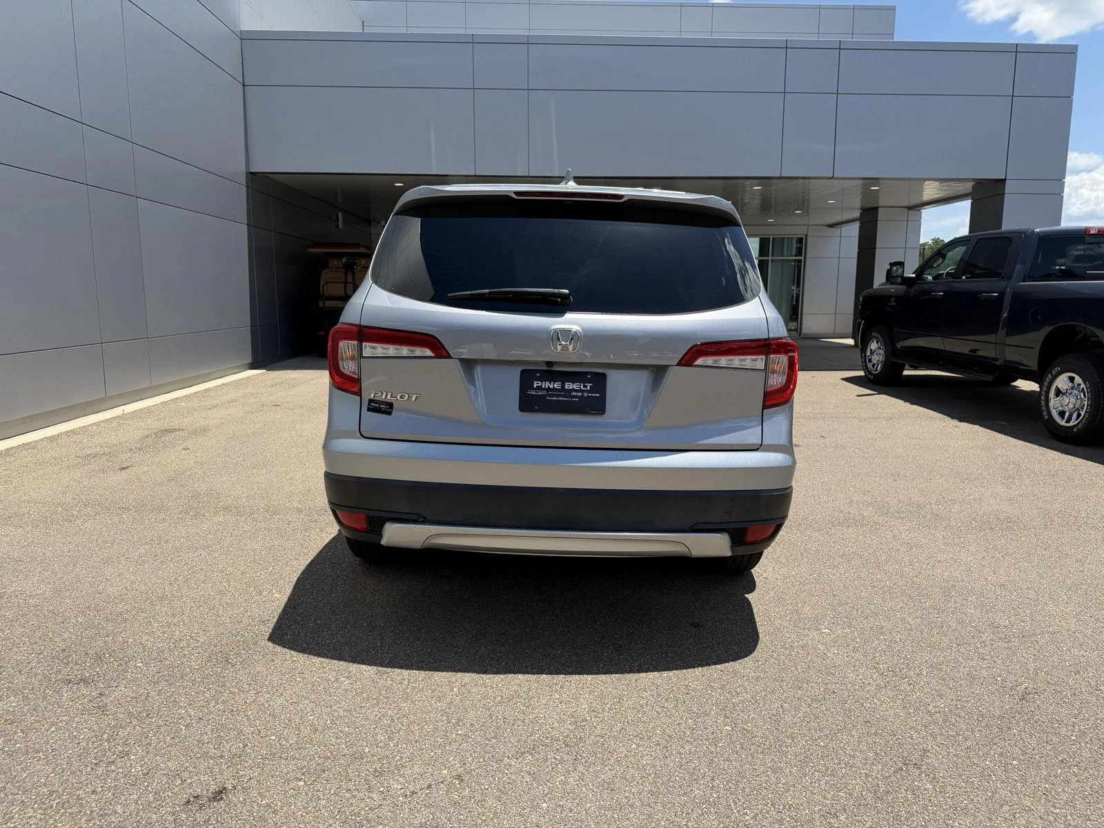 Used 2022 Lunar Silver Metallic Honda EX-L image 5