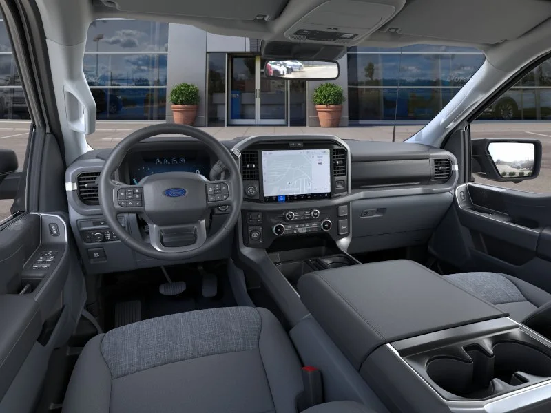New 2026 Oxford White Ford XLT image 9