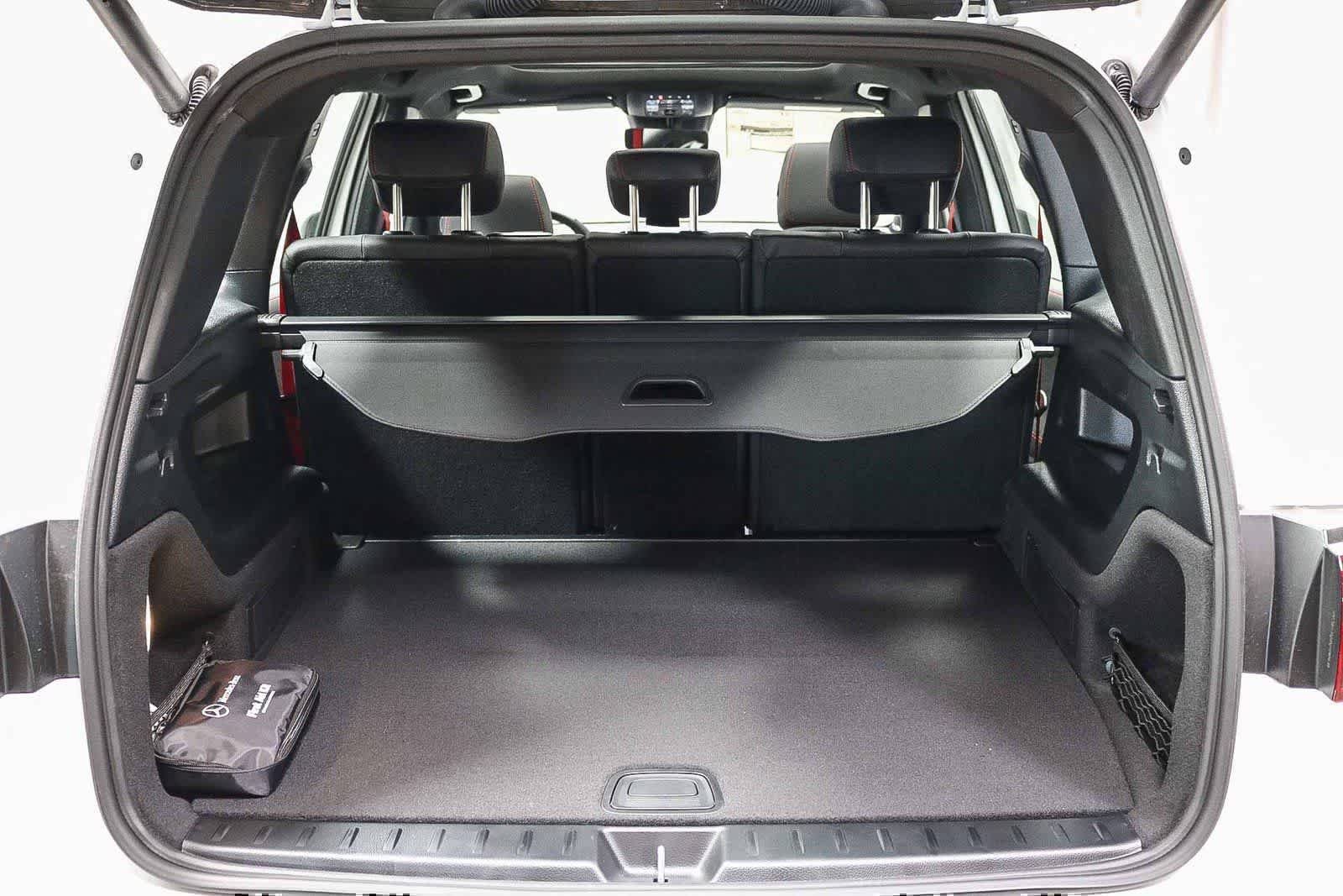 2026 Mercedes-Benz GLB AMG GLB 35 - Photo 27