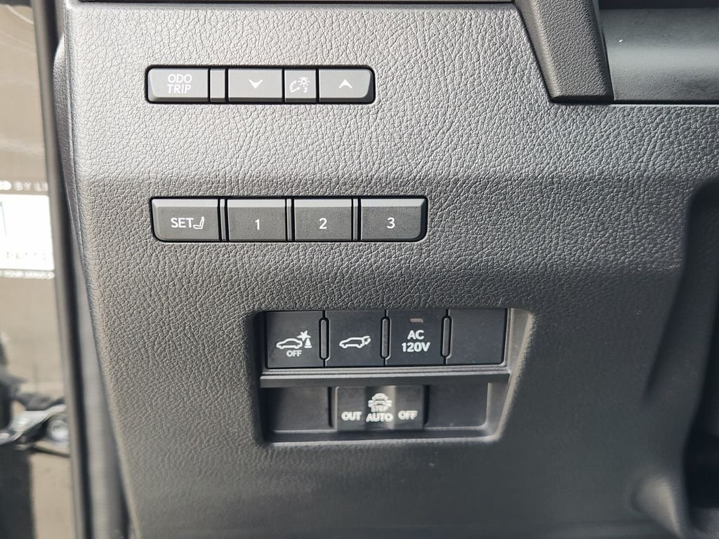Certified Used 2025 Caviar Lexus 550 Luxury+ image 21