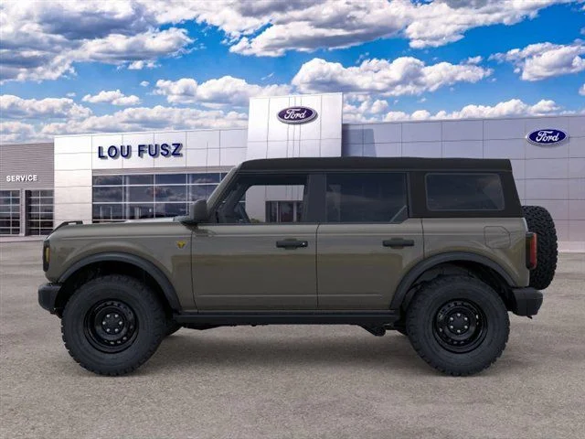 New 2026 Marsh Gray Ford Badlands image 3