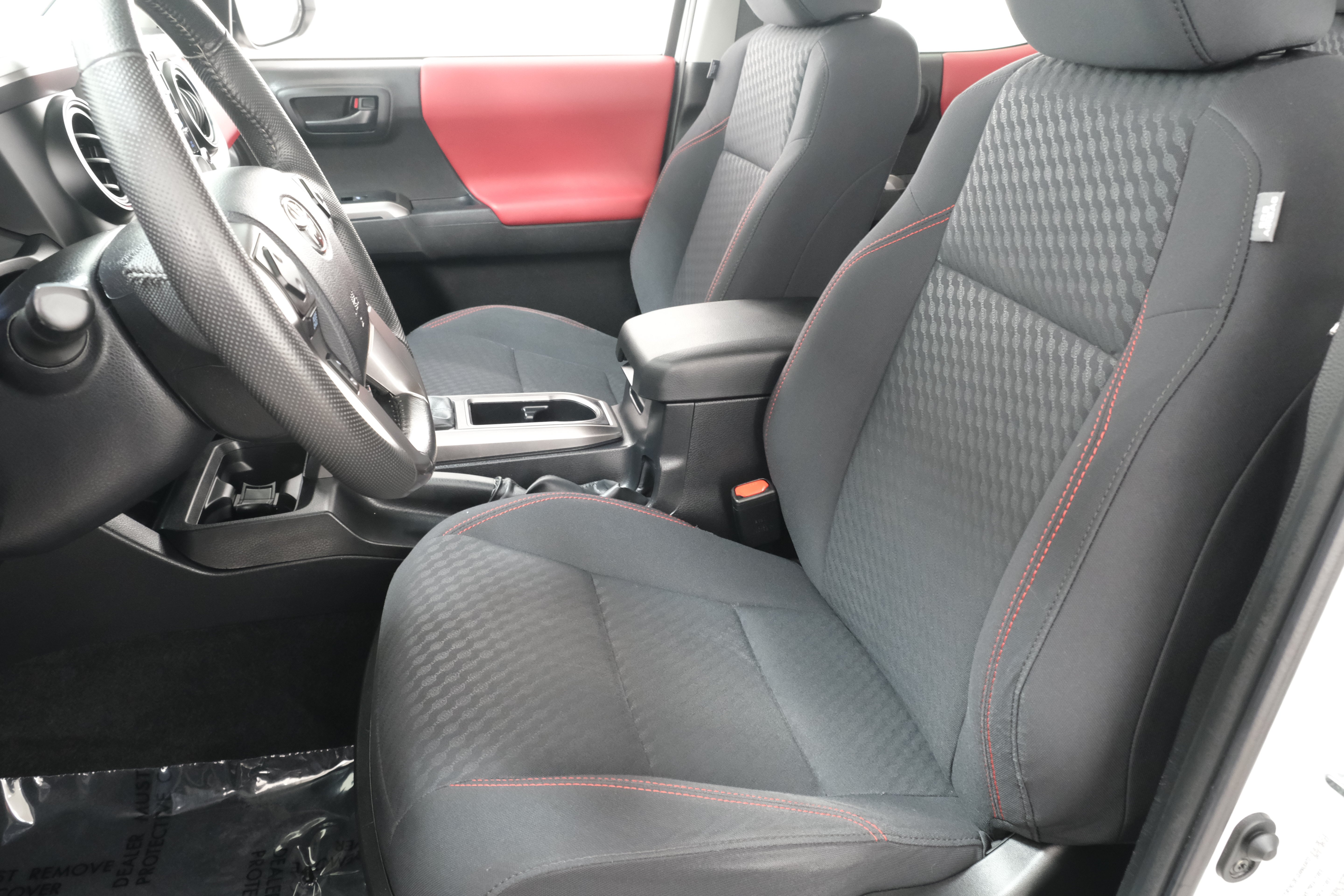 2023 Toyota Tacoma SR5 - Photo 31