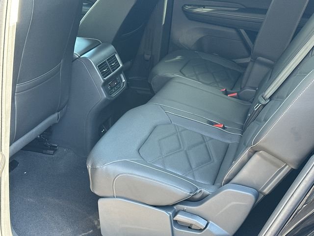 New 2026 Black Volkswagen 2.0T SE w/Technology image 11