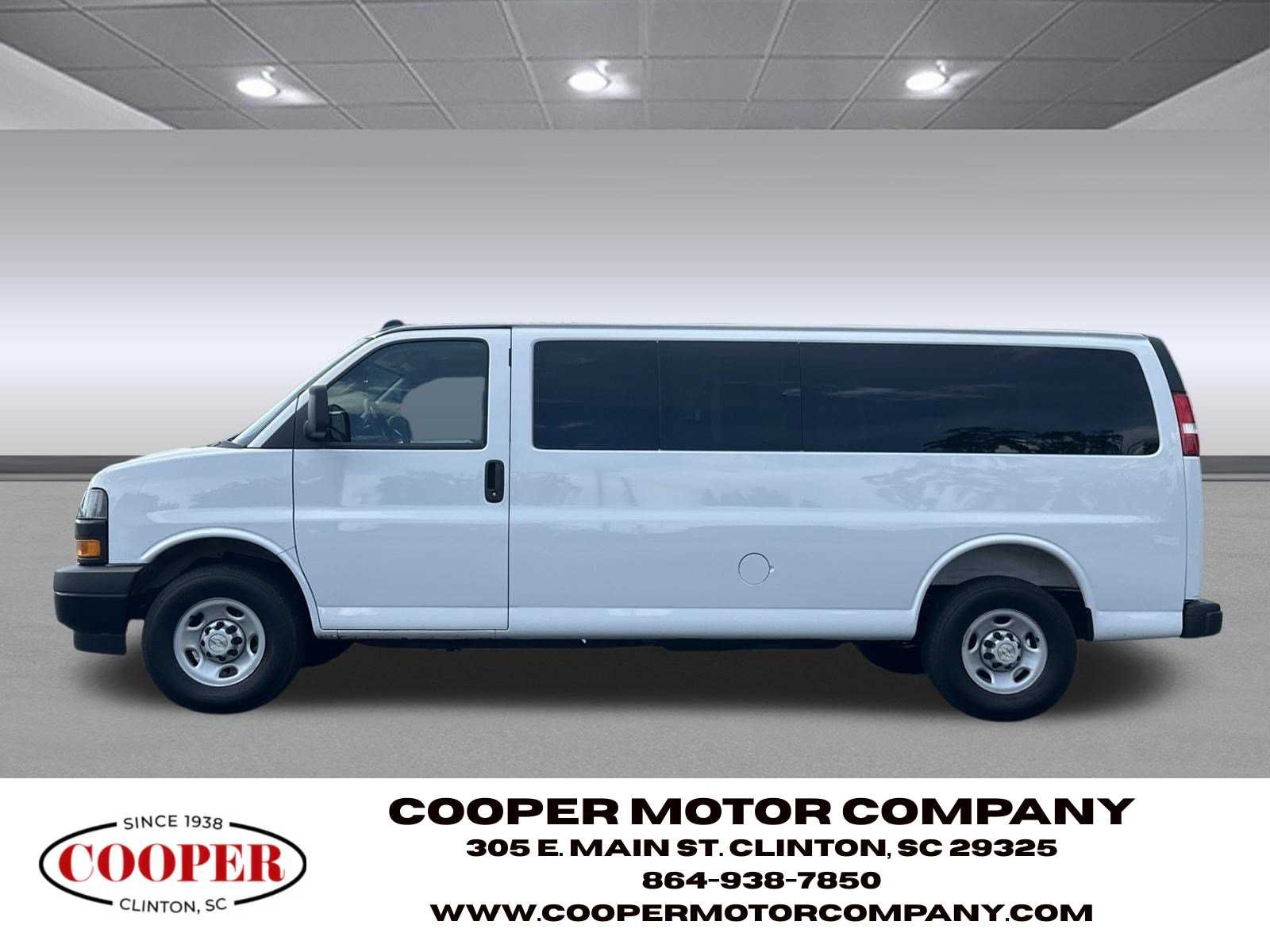 Used 2025 Summit White Chevrolet LS image 2