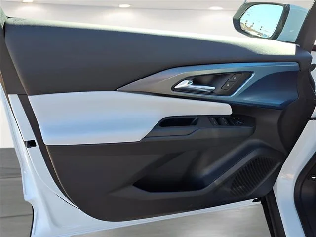New 2026 Summit White Chevrolet LT image 13