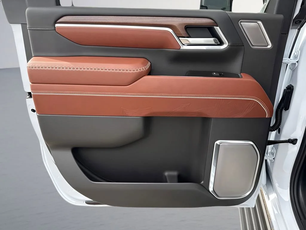 New 2026 Glacier White Tricoat GMC Denali Ultimate image 31