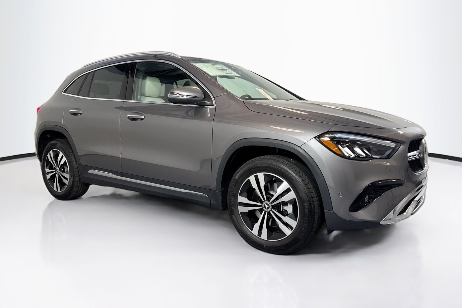 New 2026 Mountain Grey Metallic Mercedes-Benz GLA 250 image 3