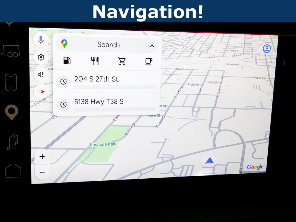 Used 2023 White GMC AT4 image 19