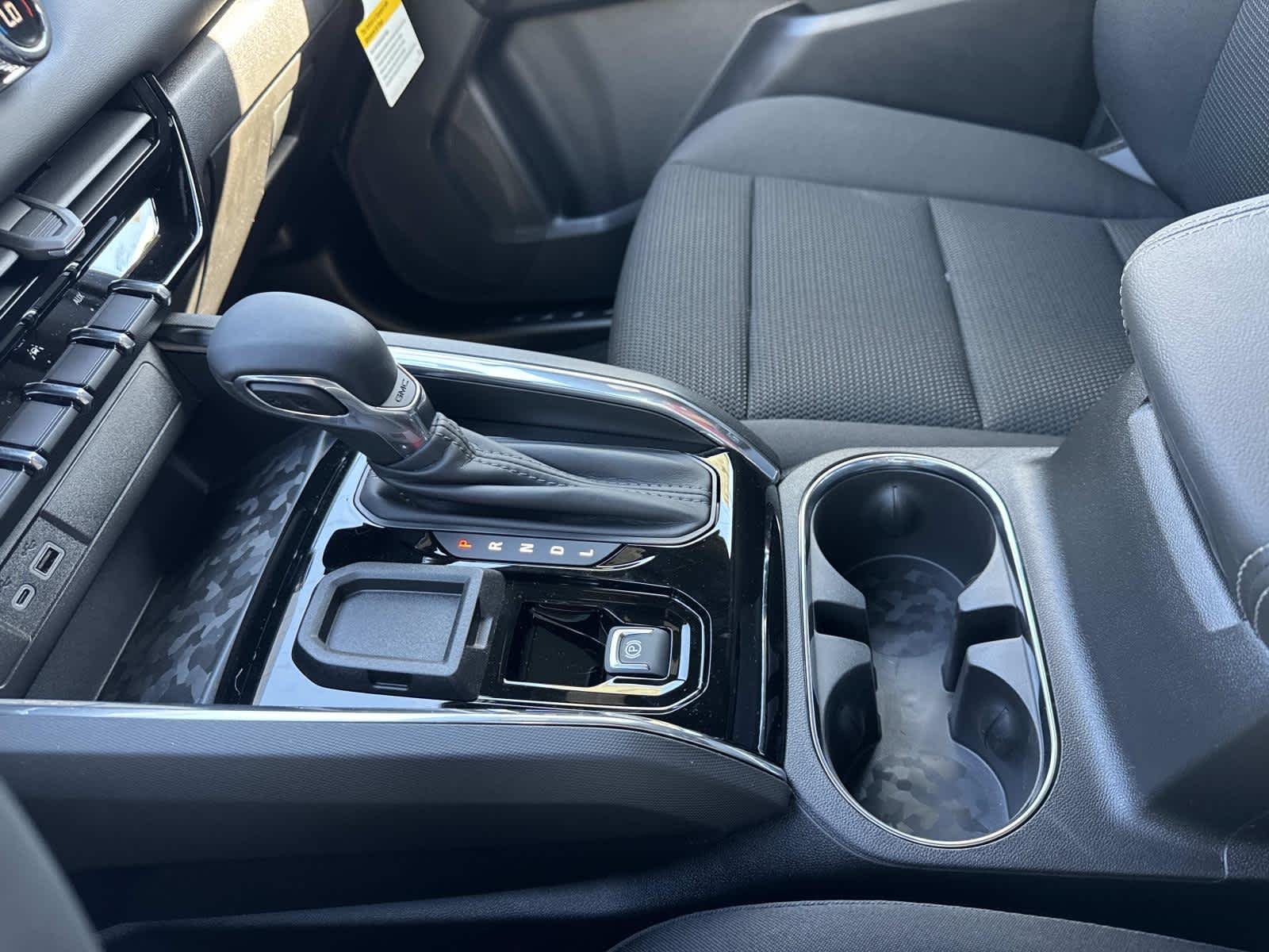 2026 GMC Canyon Elevation - Photo 18