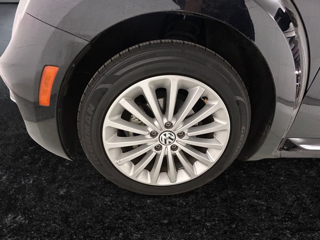 Used 2019 Black Volkswagen 2.0T Final Edition SE image 27