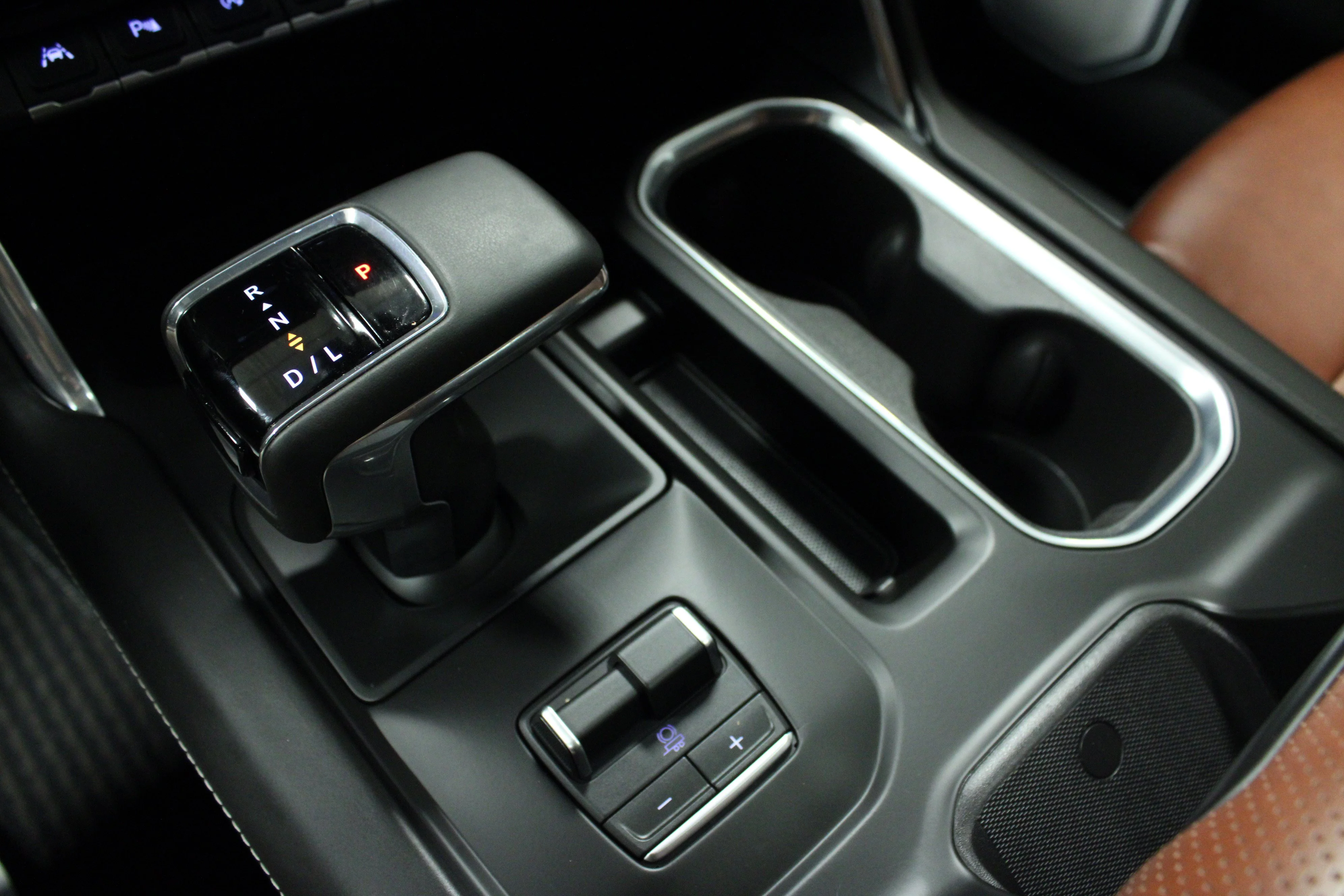 Used 2026 Onyx Black GMC Denali Ultimate image 23