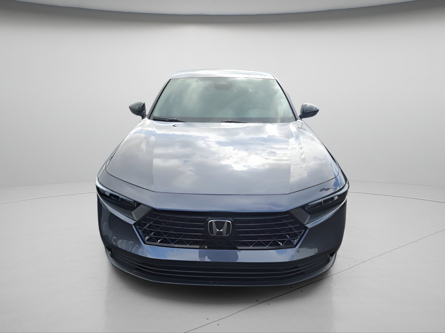 New 2026 Meteorite Gray Metallic Honda SE image 2